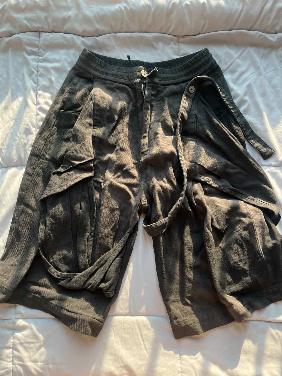 지용킴 Sun-Bleached Half Trousers - Black 상품이미지3