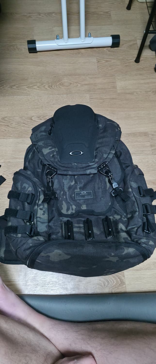 사놓고 안맴) 오클리 SI 키친싱크 멀티캠 블랙 백팩 가방 상품이미지2