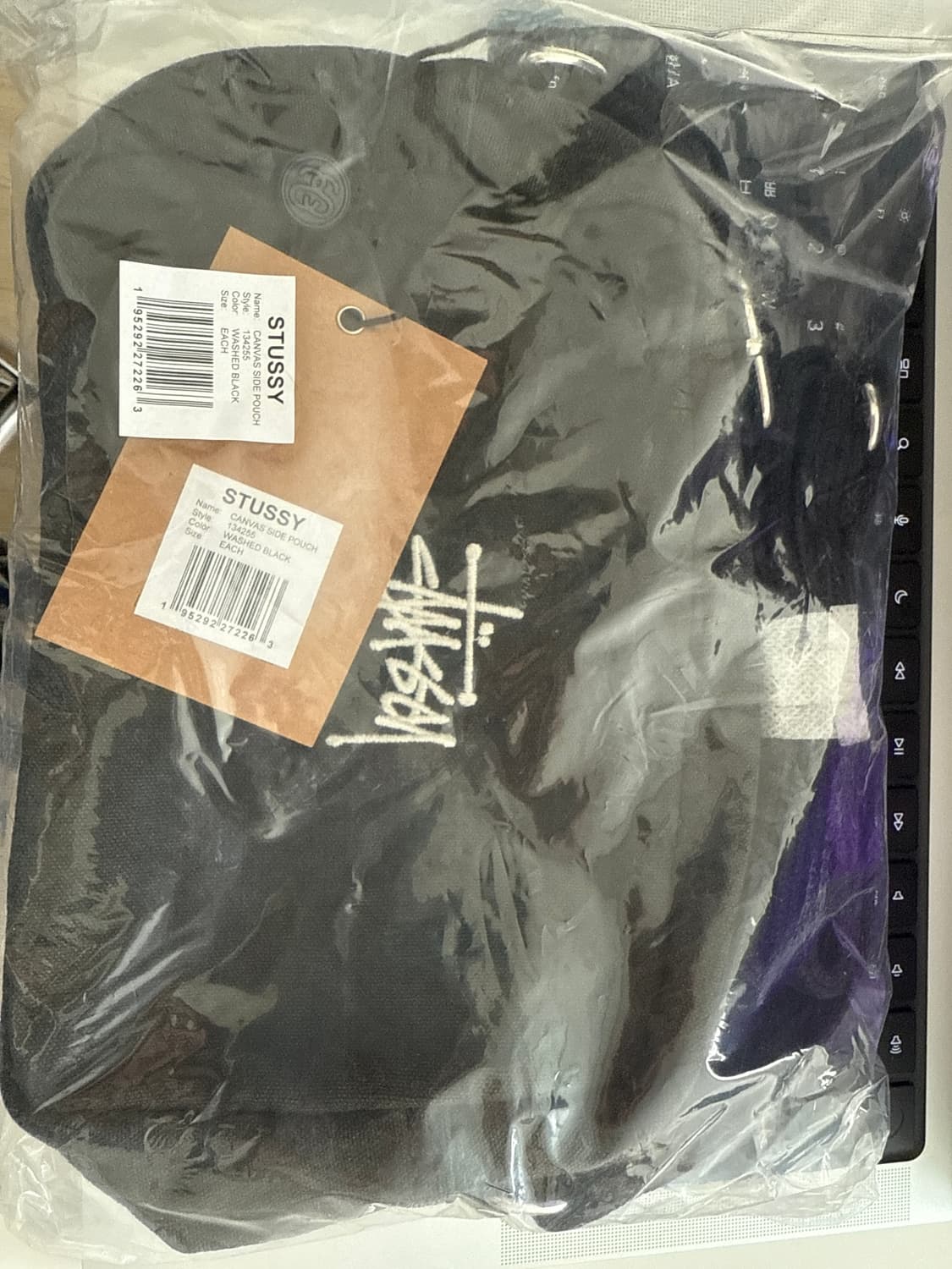 (OS)스투시 캔버스 파우치 워시드블랙 크로스백 상품이미지1