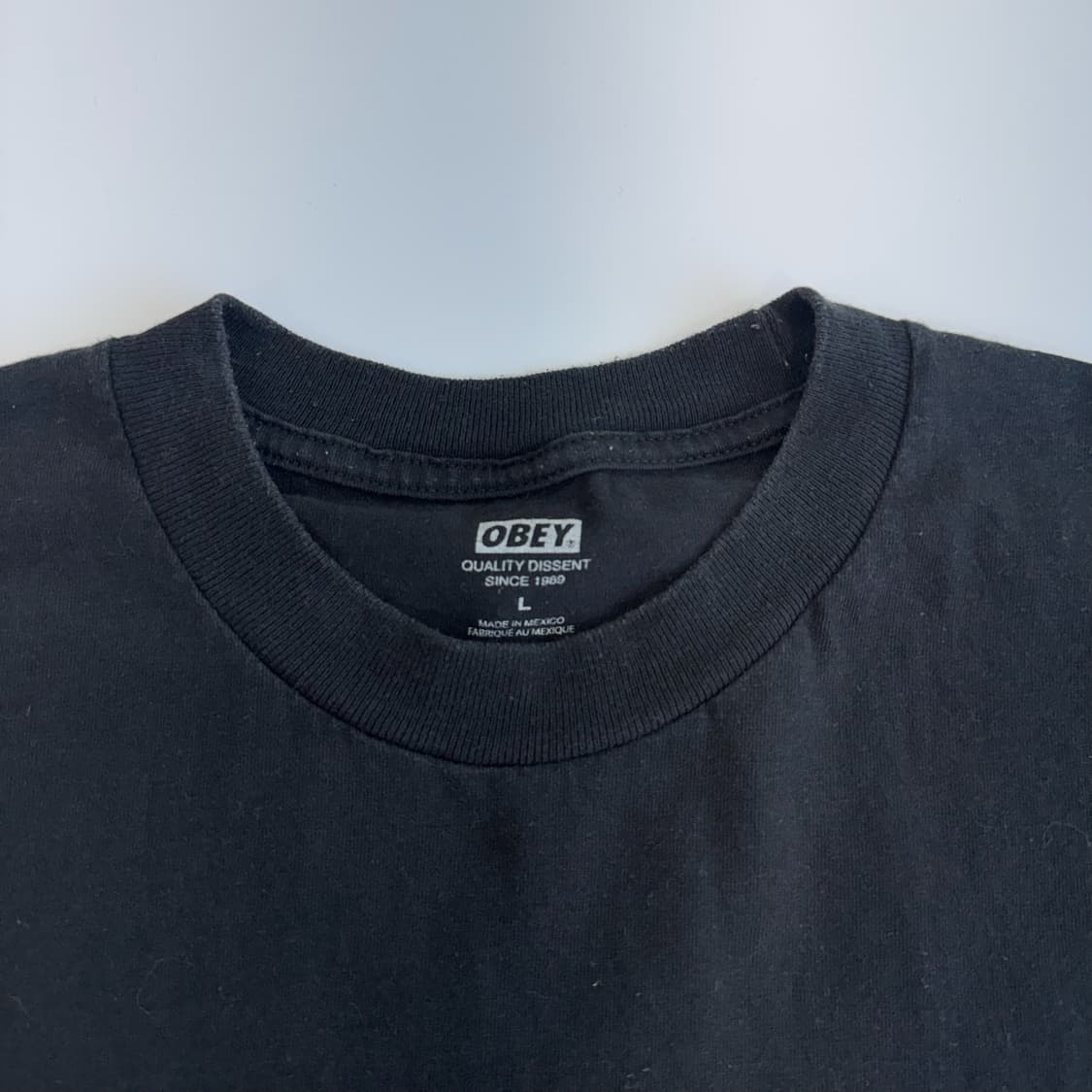 Obey 오베이 스몰로고 블랙 반팔  상품이미지5
