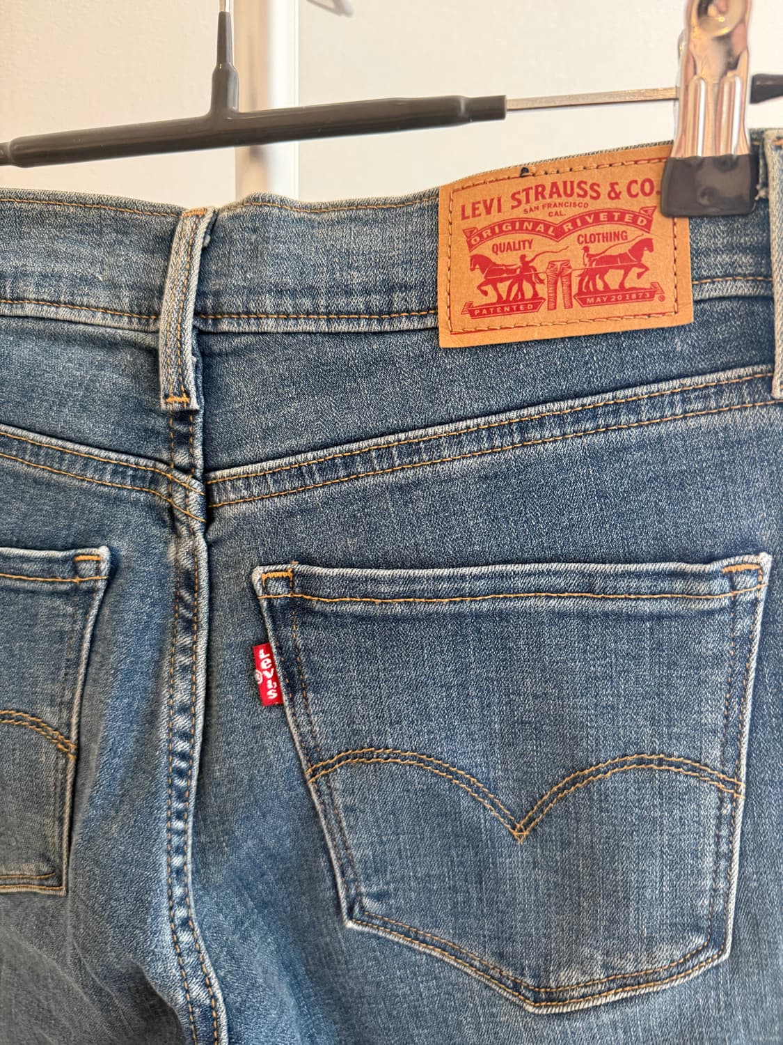 리바이스 312 쉐이핑슬림 26사이즈 상품이미지6