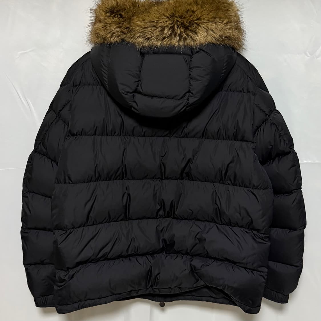 [S급/7] 몽클레어 마야프 패딩 마르크 블랙 상품이미지4