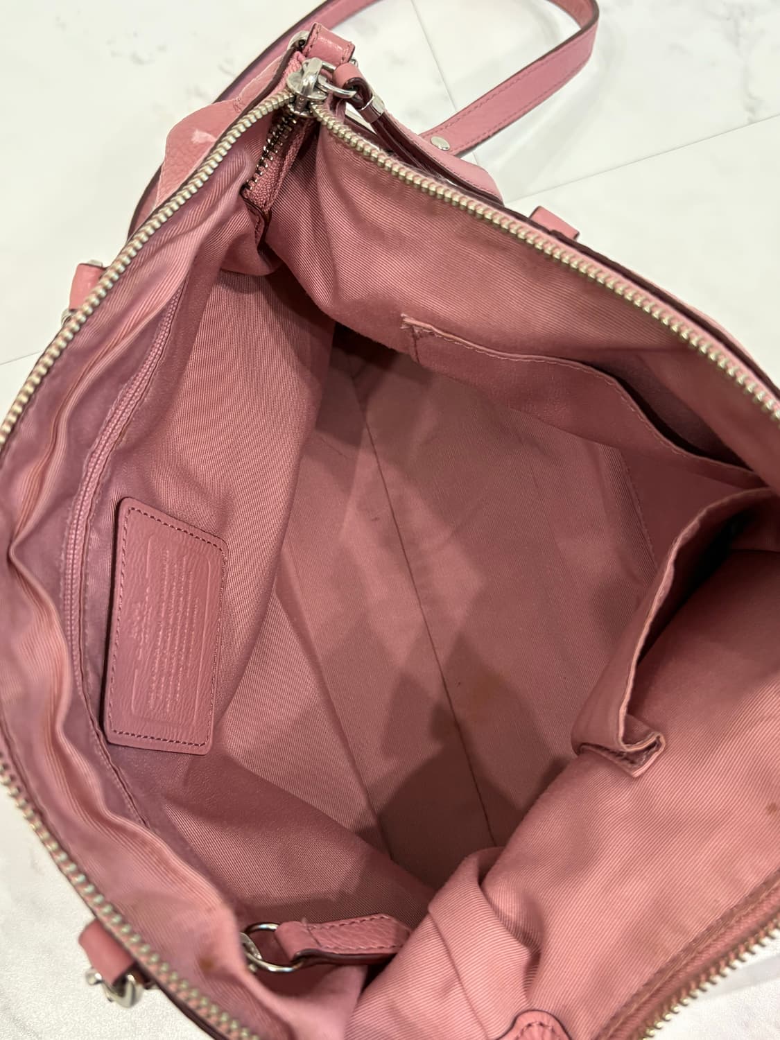 coach핑쿠토트크로스백 상품이미지7