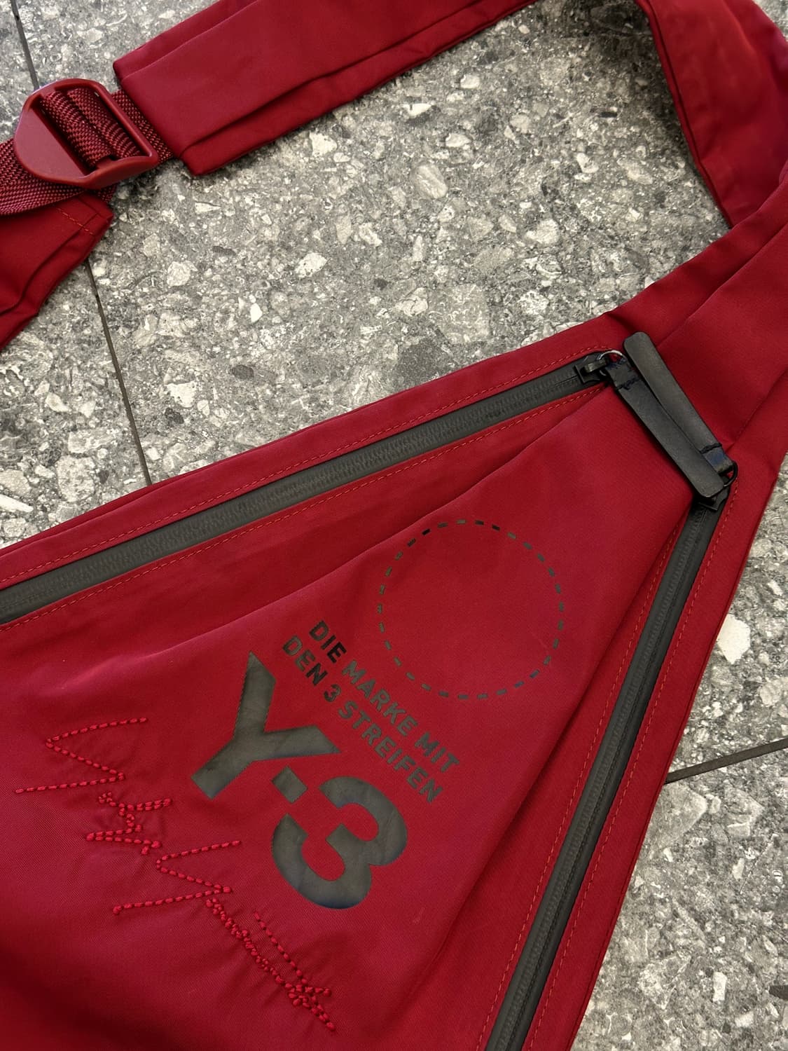 Y-3 야마모토 슬링백 처분  상품이미지2