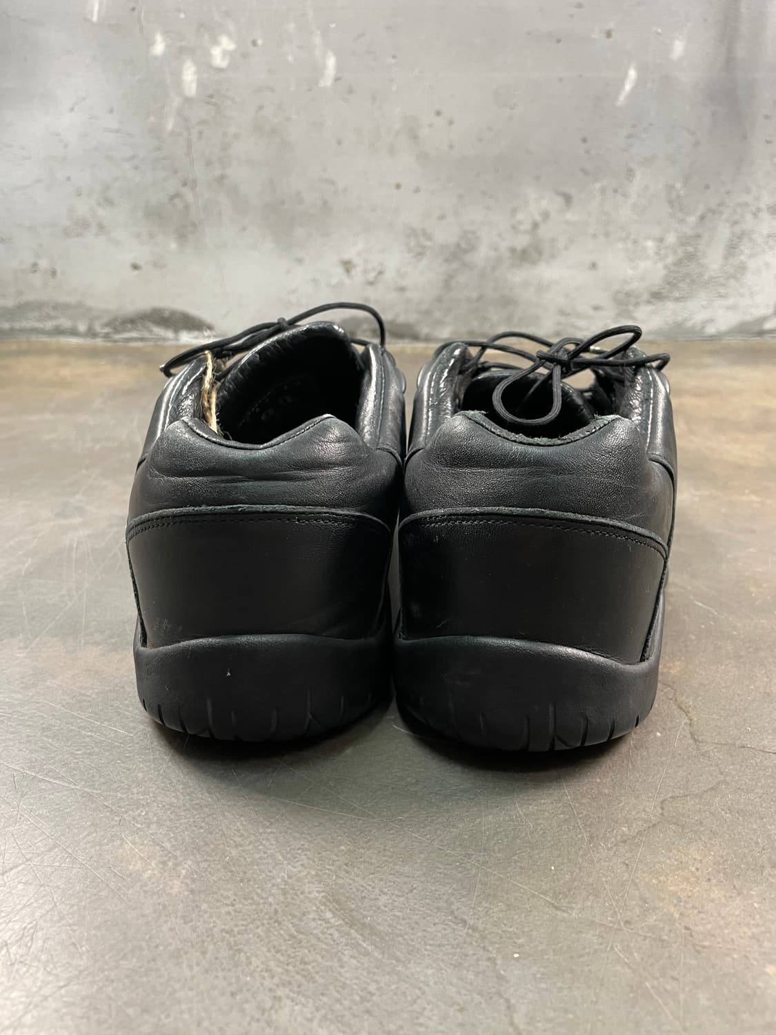 오클리 2005 메탈로고 코일레더 스니커즈 상품이미지4