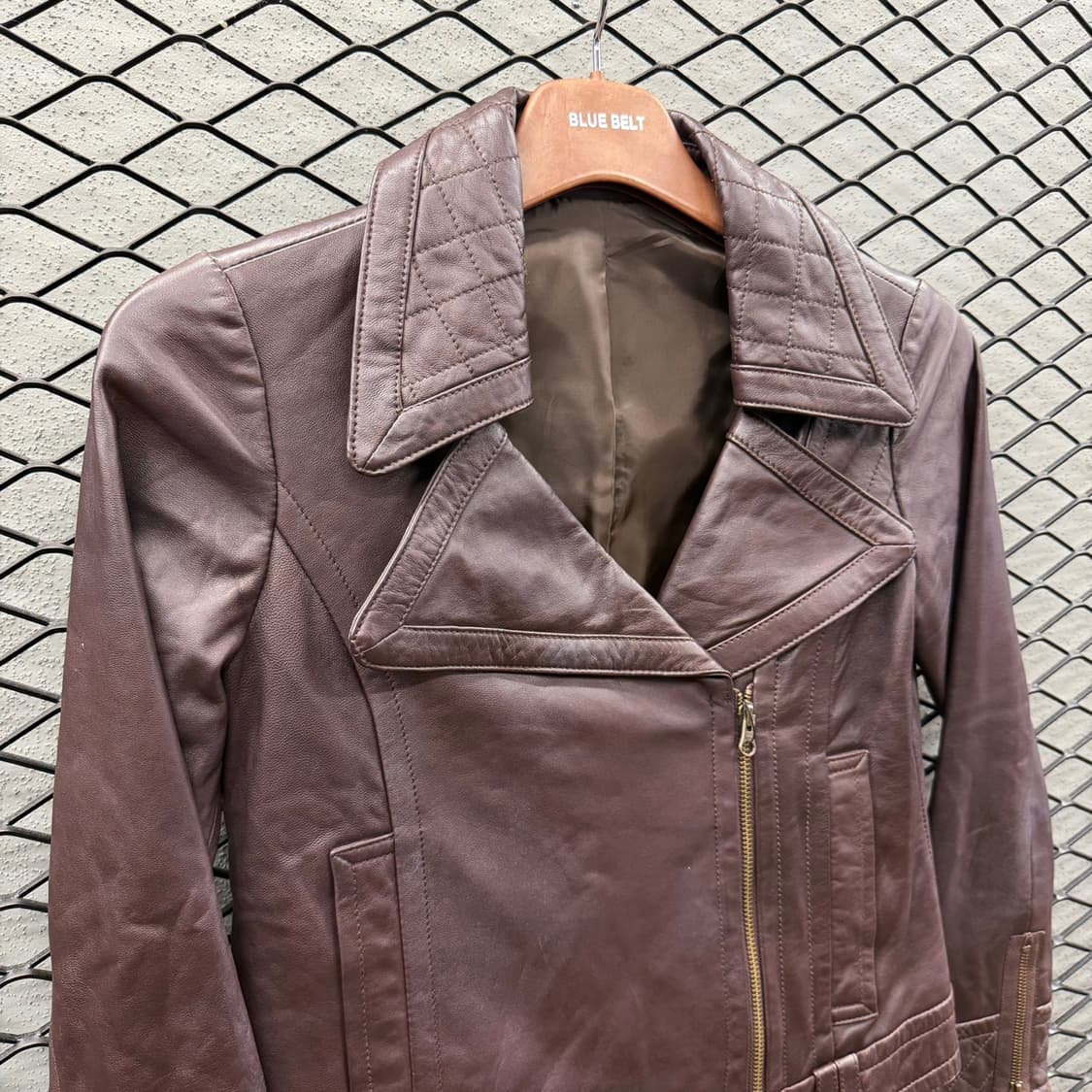 Ray BEAMS 레이빔즈 천연 양가죽 크롭 라이더자켓 카라 퀼팅 버건디 상품이미지3