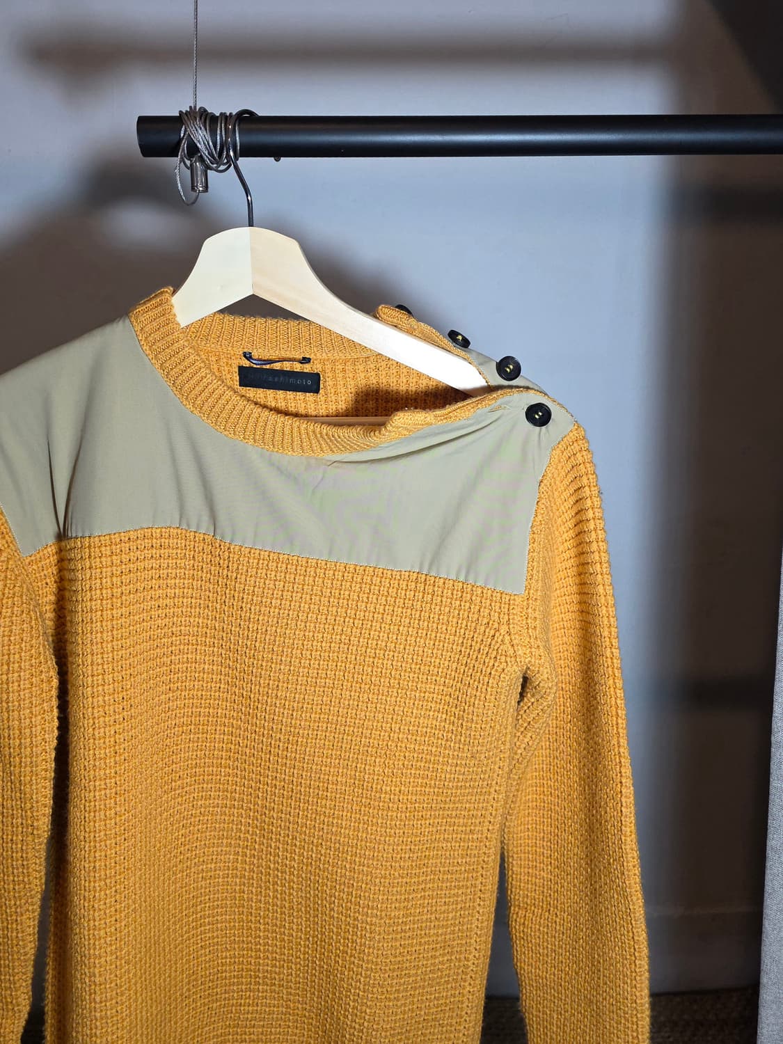 Jun hashimoto buttoned shoulder sweater 상품이미지4