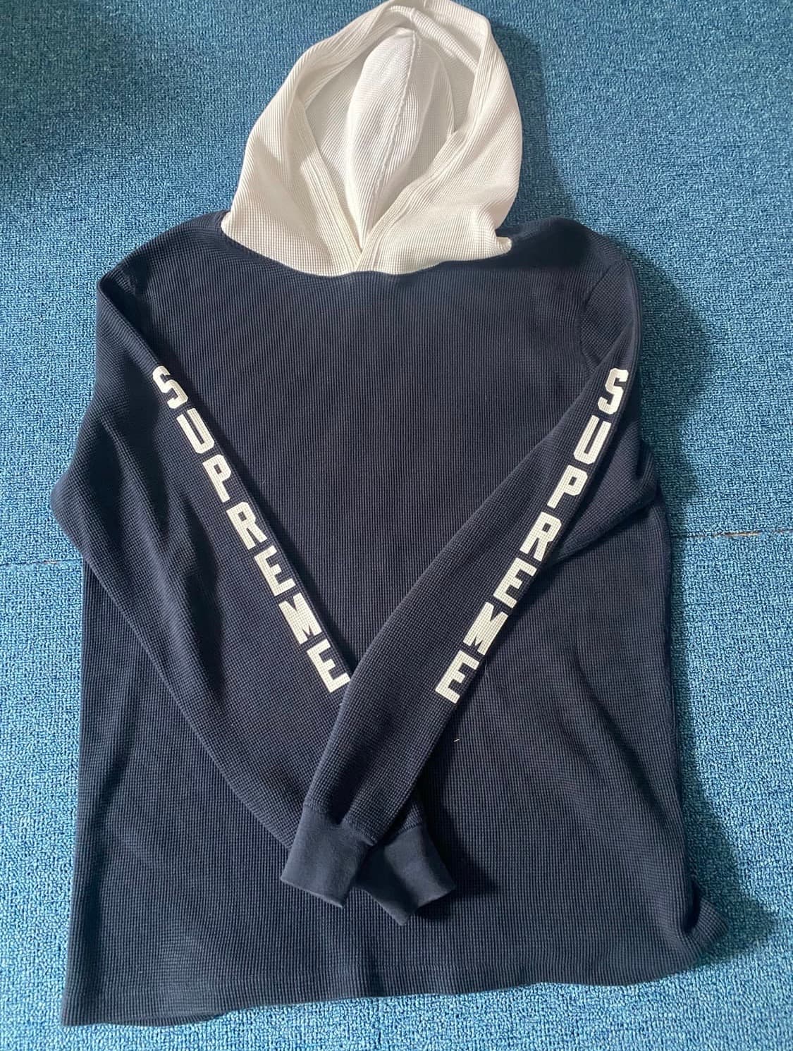 슈프림 투톤 와플 니트 후드 상품이미지1