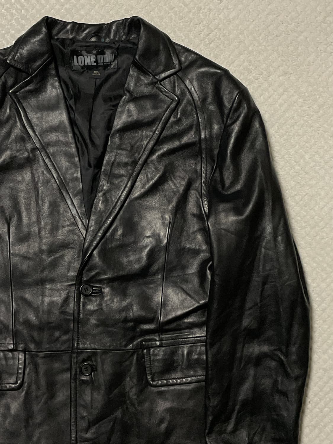 Juun.J 정욱준 LONE 웨스턴 무드 램스킨 양가죽 절개 레더 자켓 상품이미지4