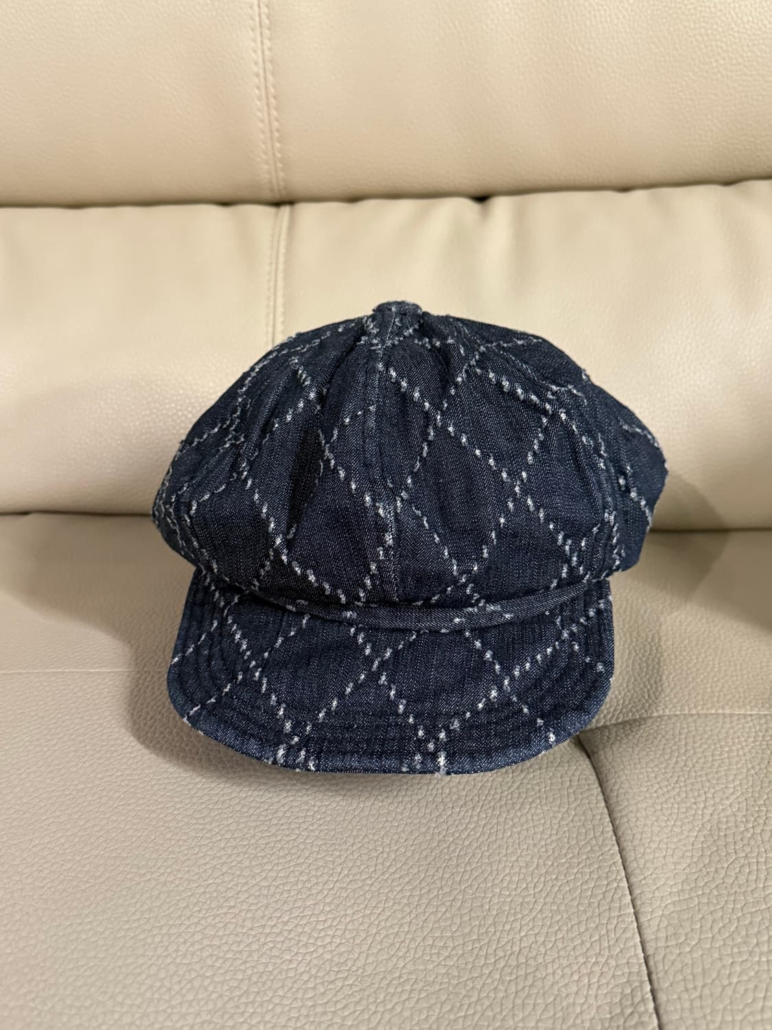 Stitch point denim newsboy cap 상품이미지1