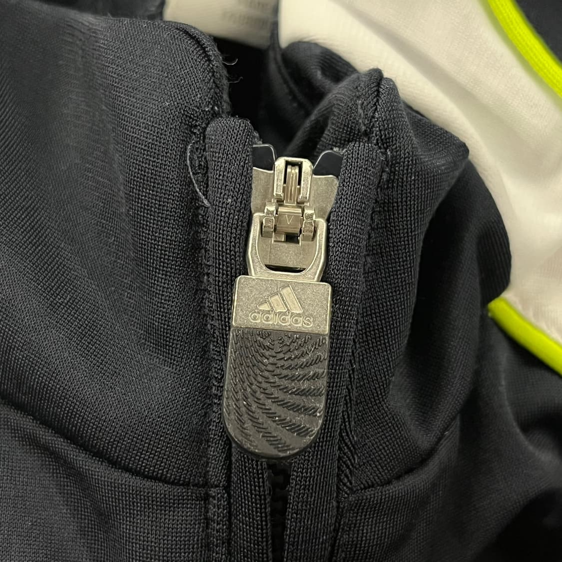 [정품/100] 아디다스 레알마드리드 트랙탑 져지 블랙 b16 상품이미지7