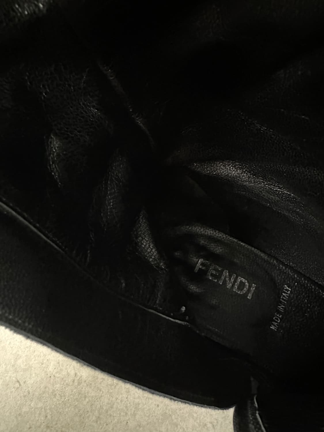 펜디 2000s 벨트 스트랩 나이프힐 레더 롱부츠 상품이미지6