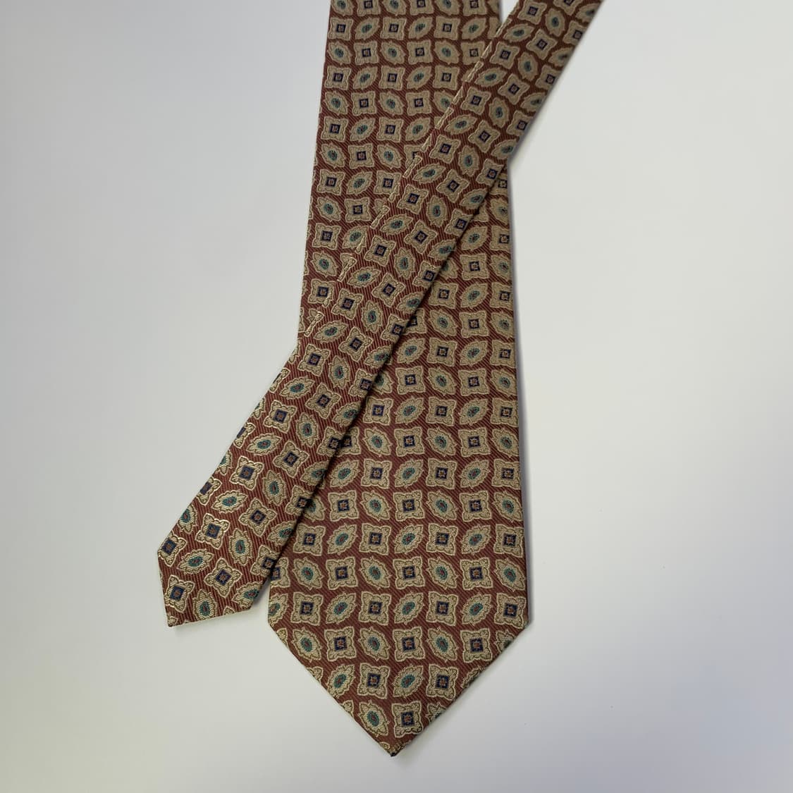 디올(Dior) 명품넥타이 100실크 기하학적패턴 A+등급 상품이미지3