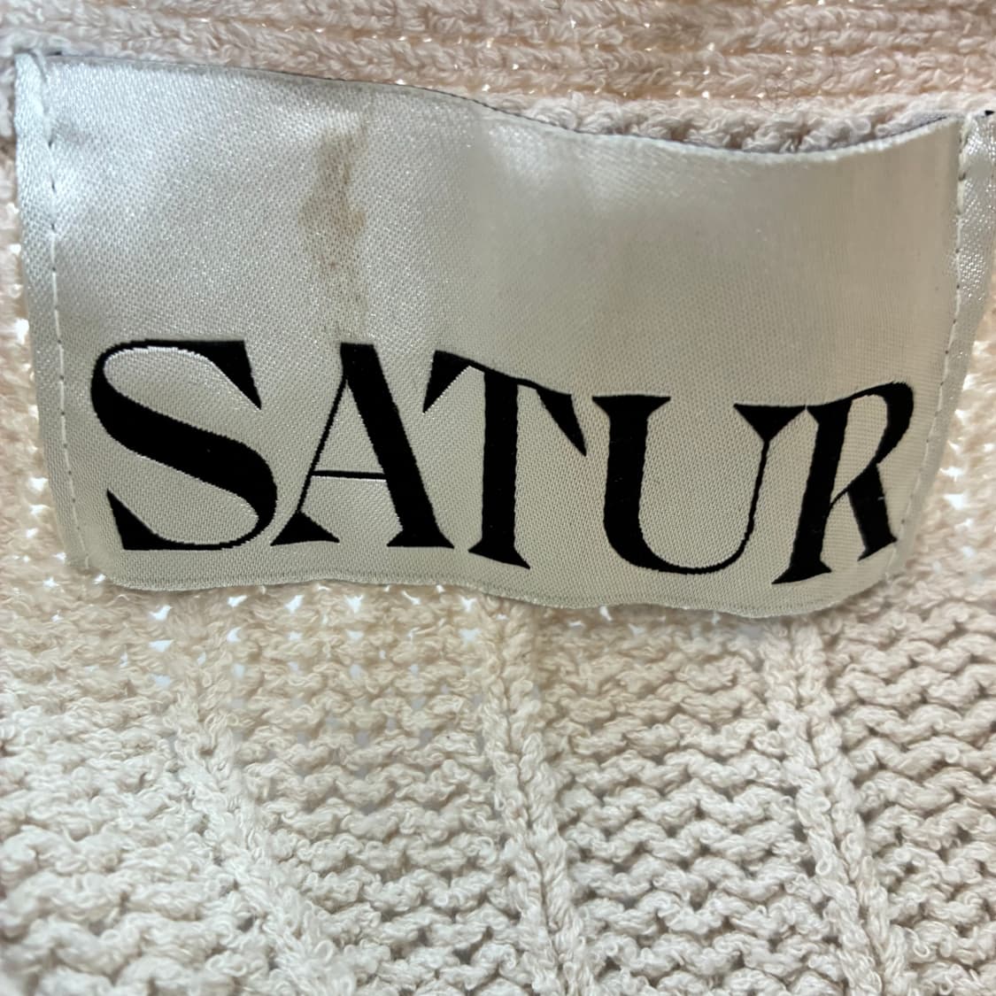 Satur  세터 파로 오버 사이즈 부클 가디건 상품이미지4