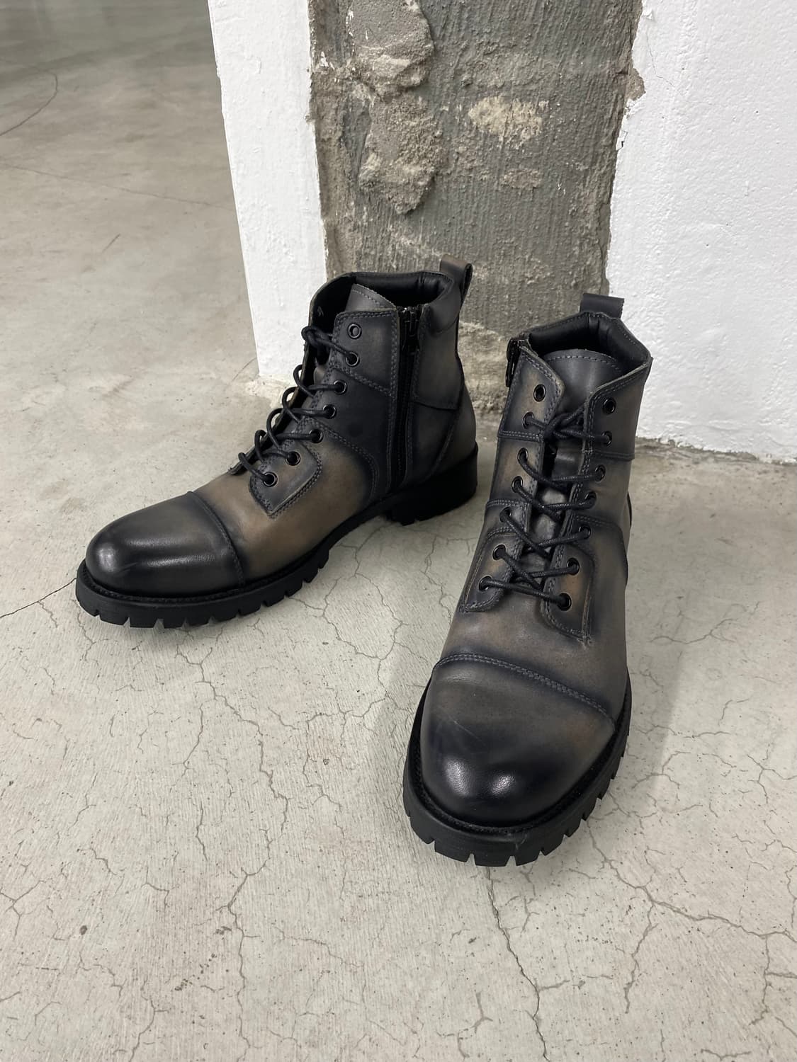 훕데두 워시드 레이스업 레더 부츠 상품이미지2