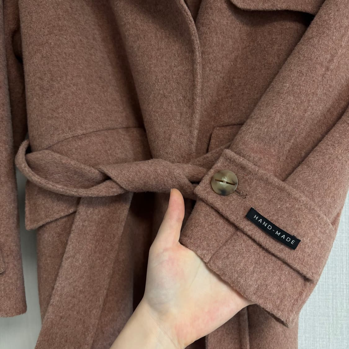 클리지 clizy 핸드메이드 벨티드 하프코트 상품이미지3