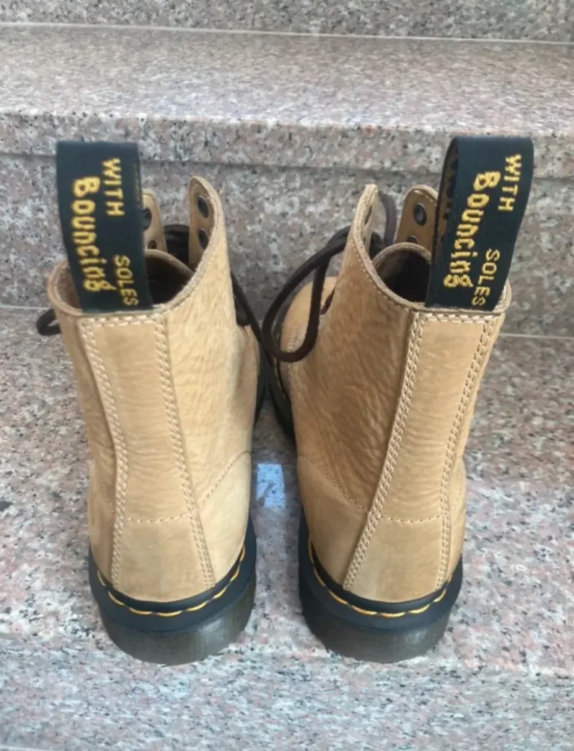 닥터마틴 1461 샌드 밀드 누벅 상품이미지3