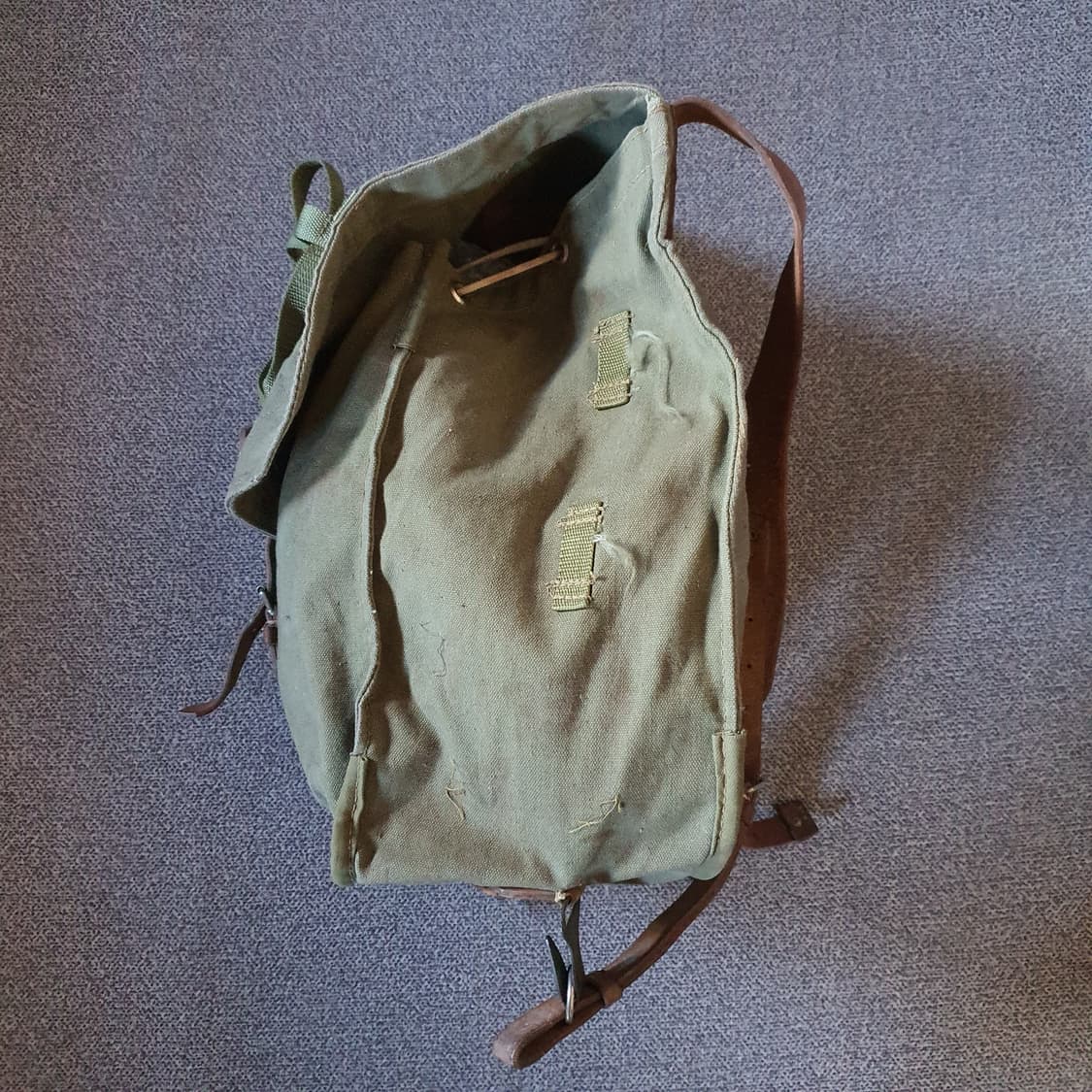 70s 루마니아군용 배낭 상품이미지3