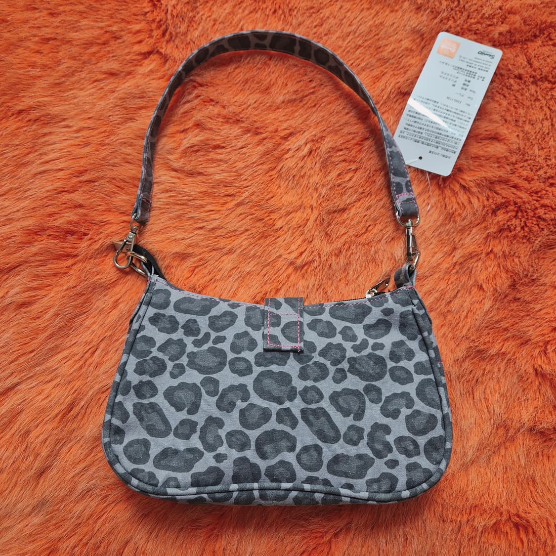 일본 Hello kitty 헬로키티 레오파드 미니 숄더백 새상품 상품이미지4