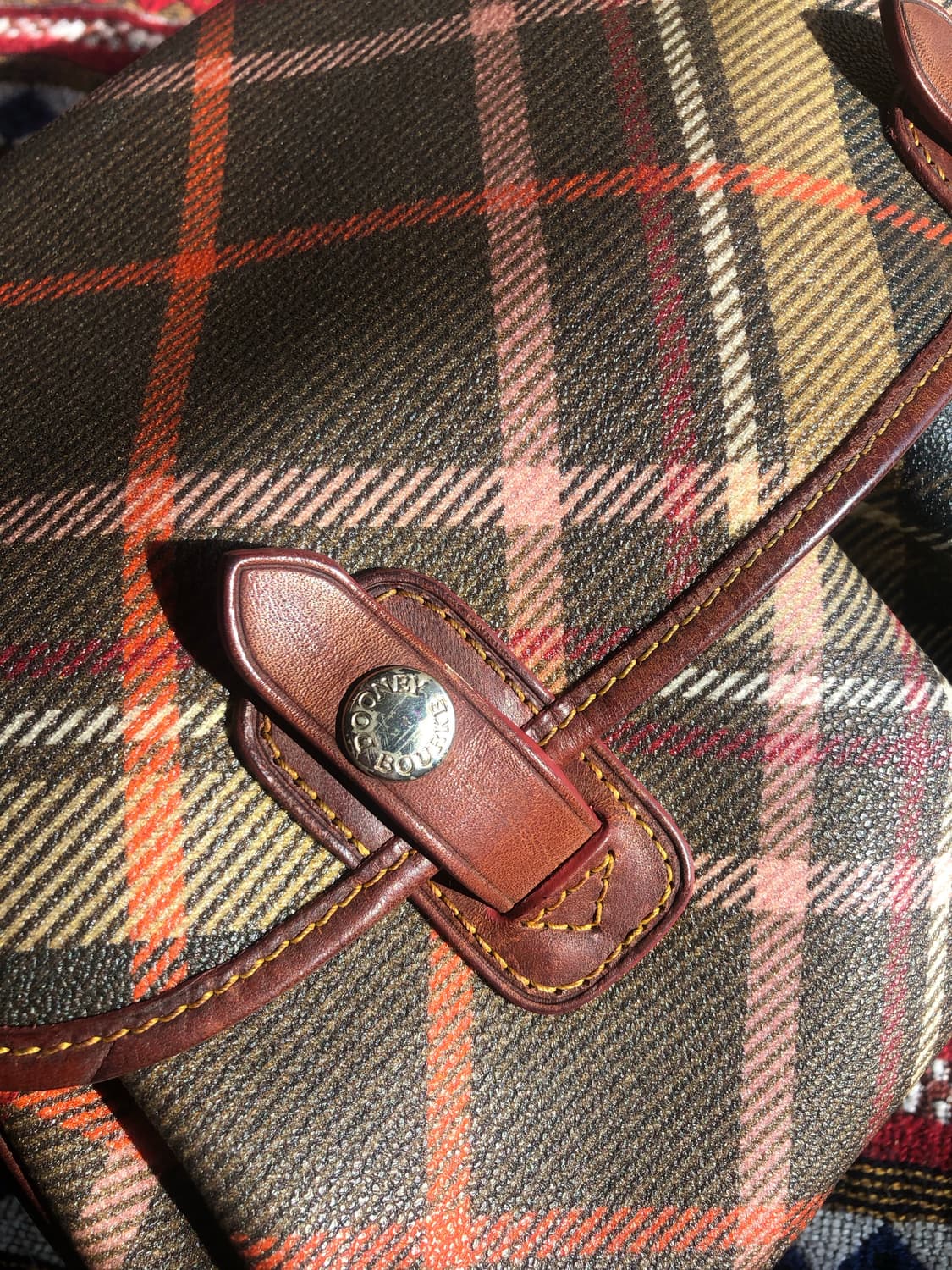 두니앤버크 체크무늬 숄더백 상품이미지10