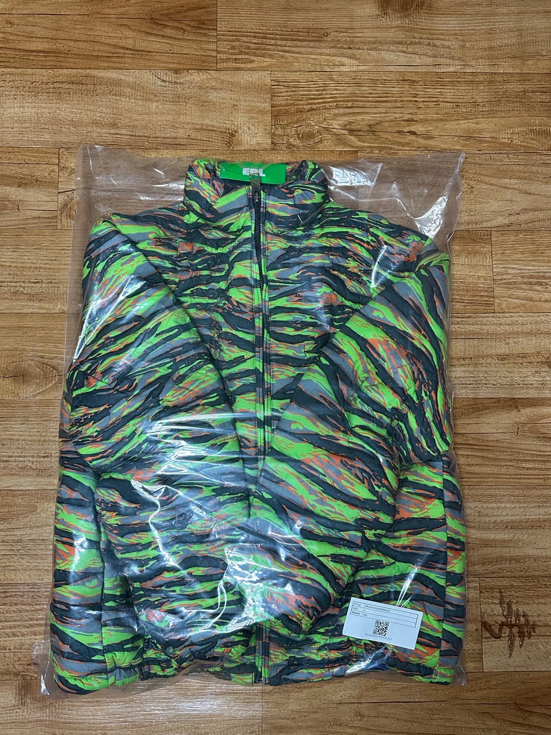 ERL 패딩 새상품 상품이미지1