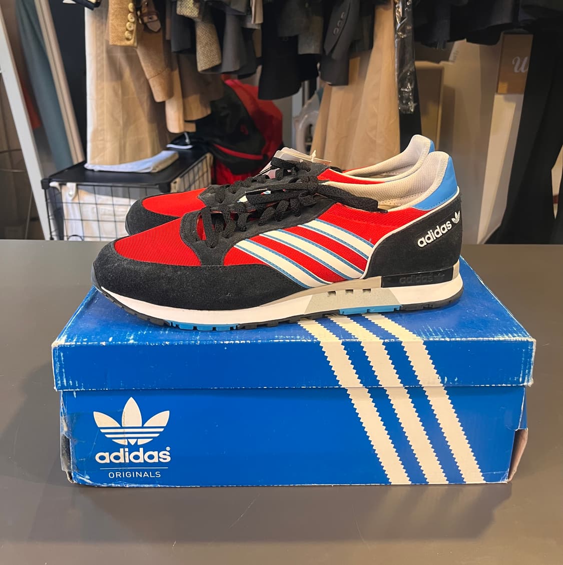 아디다스 팬텀 (280mm 데드스탁) 상품이미지2