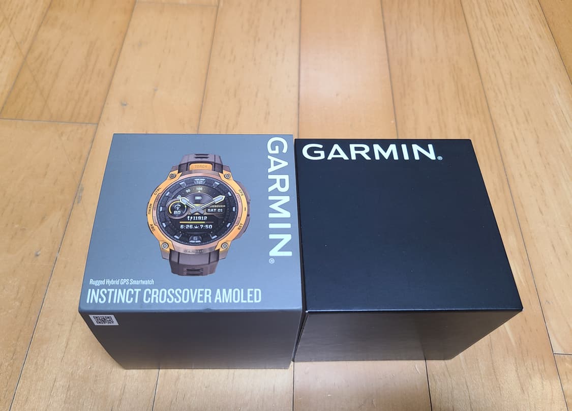 가민 인스팅트 크로스오버 아몰레드 풀박스 상품이미지3