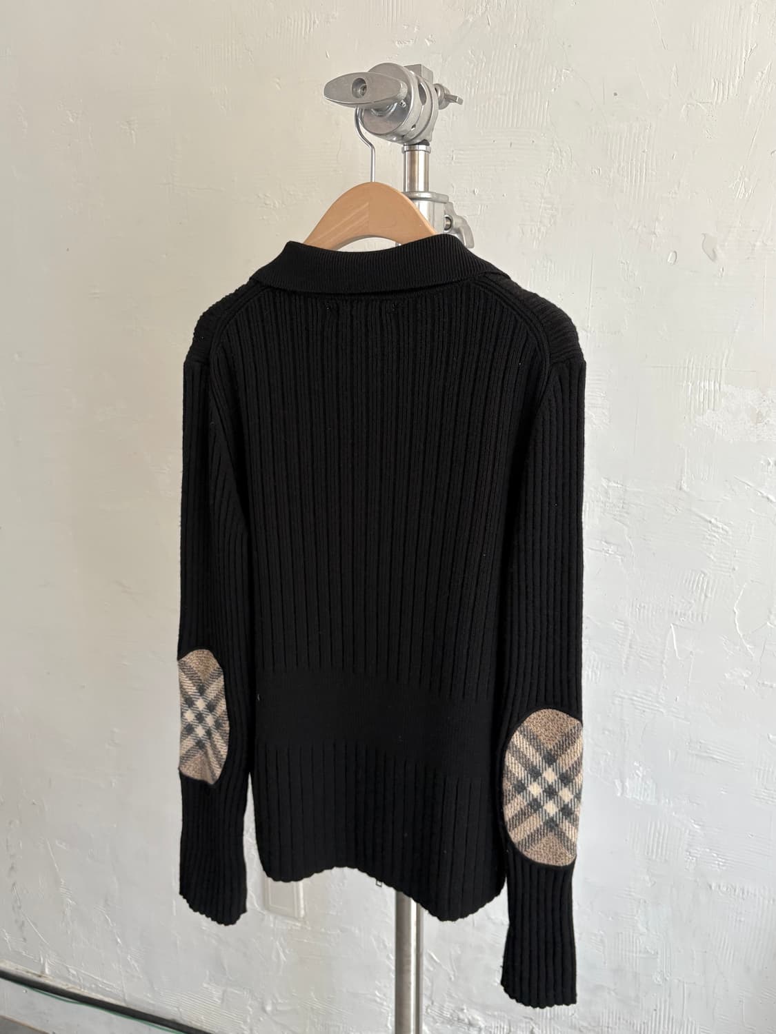 Burberry 버버리 블랙 노바체크 패치 니트 집업 상품이미지9