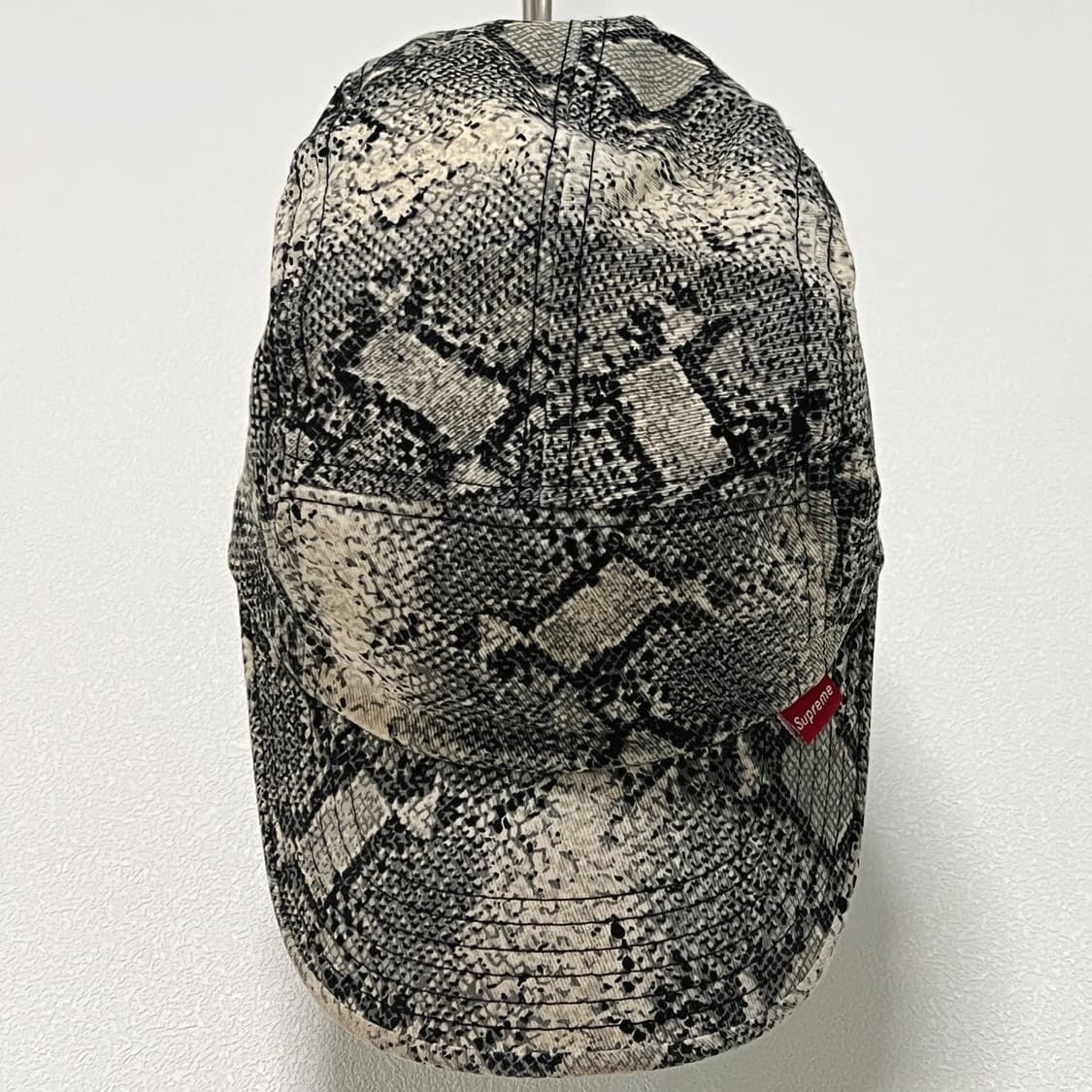 슈프림 2001 뱀피 5패널 캠프캡 그레이 상품이미지1
