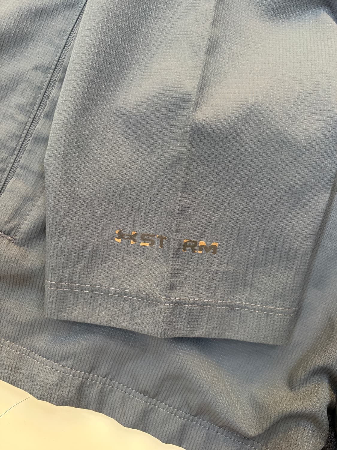 언더아머 스톰 러닝 바람막이 상품이미지5