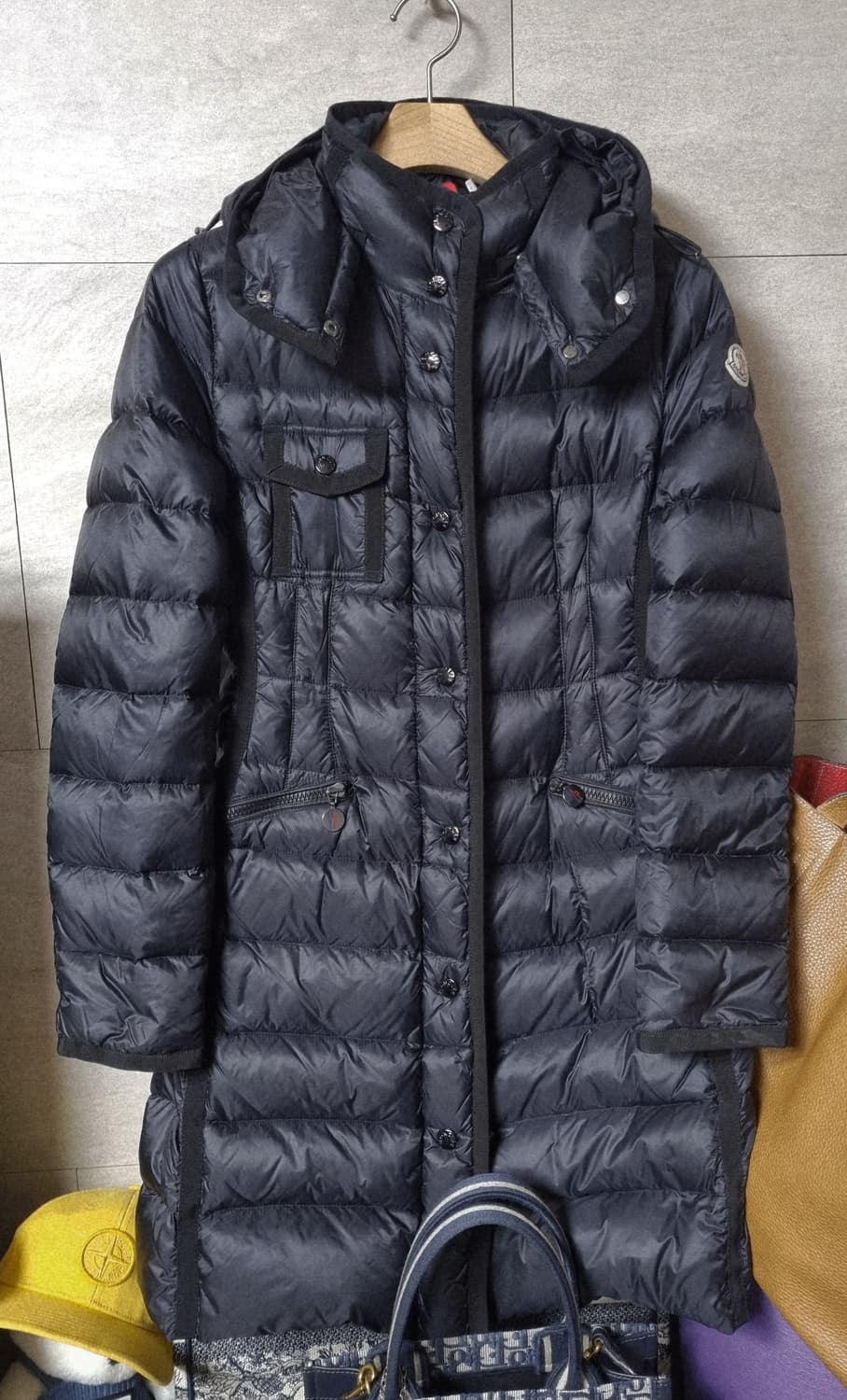 정품) 몽클레어 헤르민 여성 패딩 상품이미지1