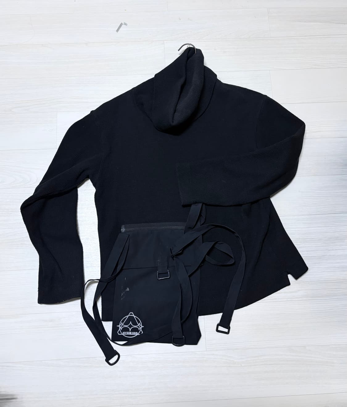 혜인서 포켓 롱 슬리브 하이넥 터틀넥 상품이미지1