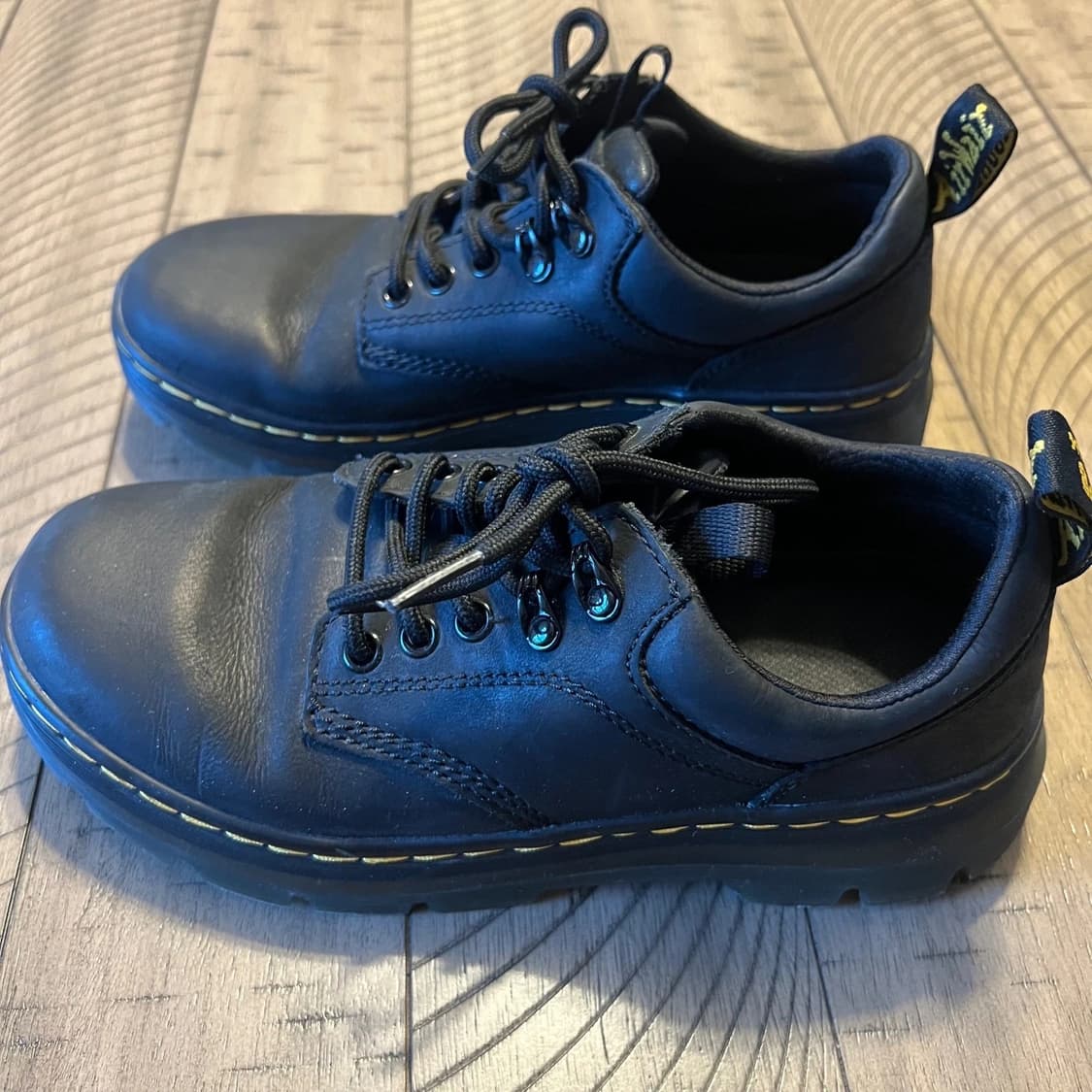 닥터마틴 리더 와이오밍 레더 유틸리티 슈즈 블랙 상품이미지4