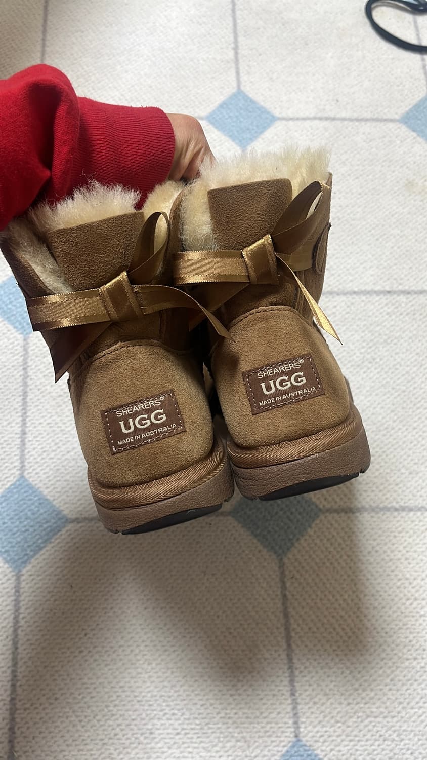 UGG 백리본 240 정품 상품이미지2