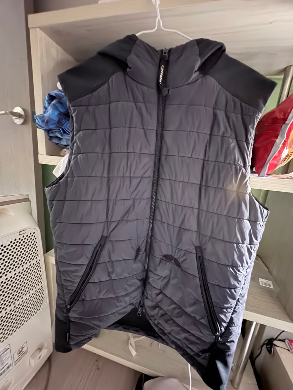 cp 컴퍼니 후드 베스트 경량패딩 상품이미지2