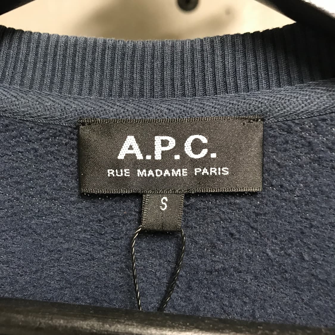 APC 아페쎄 맨투맨 네이비 S 상품이미지5