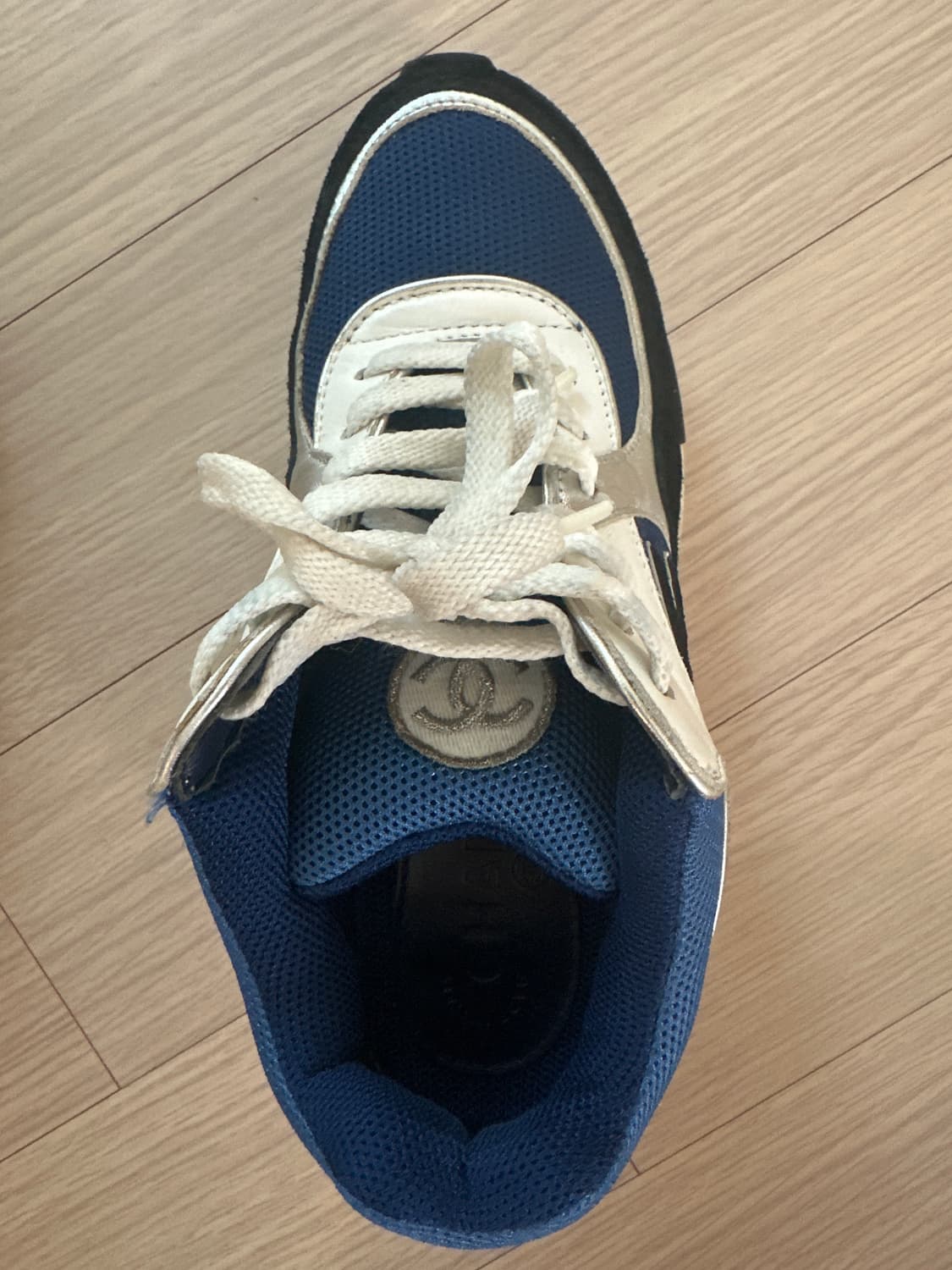 샤넬 스닉커즈- 블루, 아이보리, 실버, 블랙 조합 상품이미지5