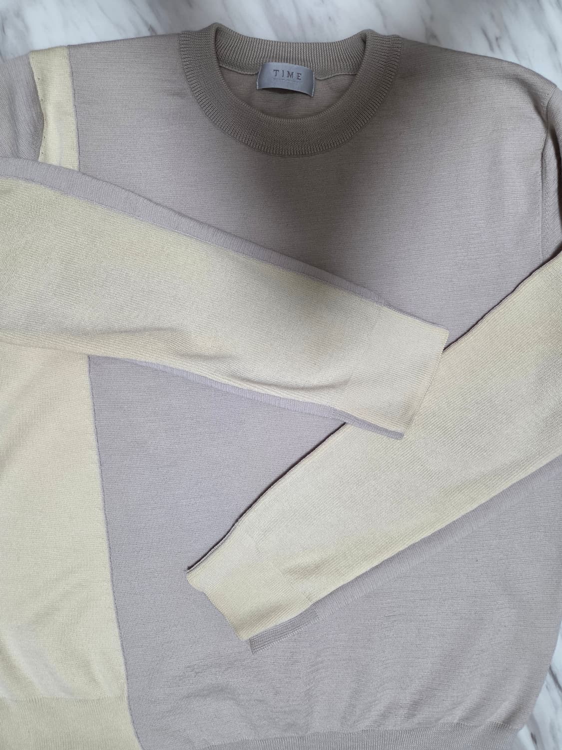 타임옴므 배색 언발런스 니트 상품이미지3