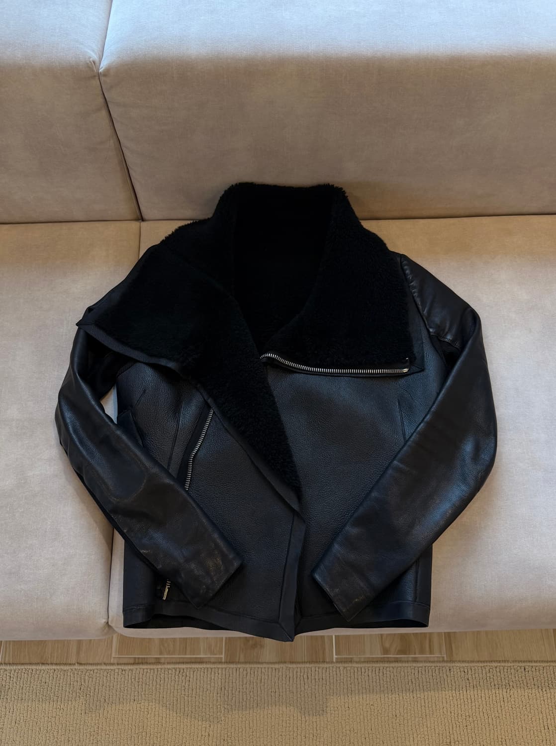 릭오웬스 양가죽 무스탕 상품이미지1