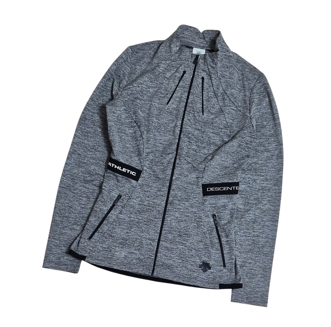 데상트 트레이닝 져지 상품이미지1