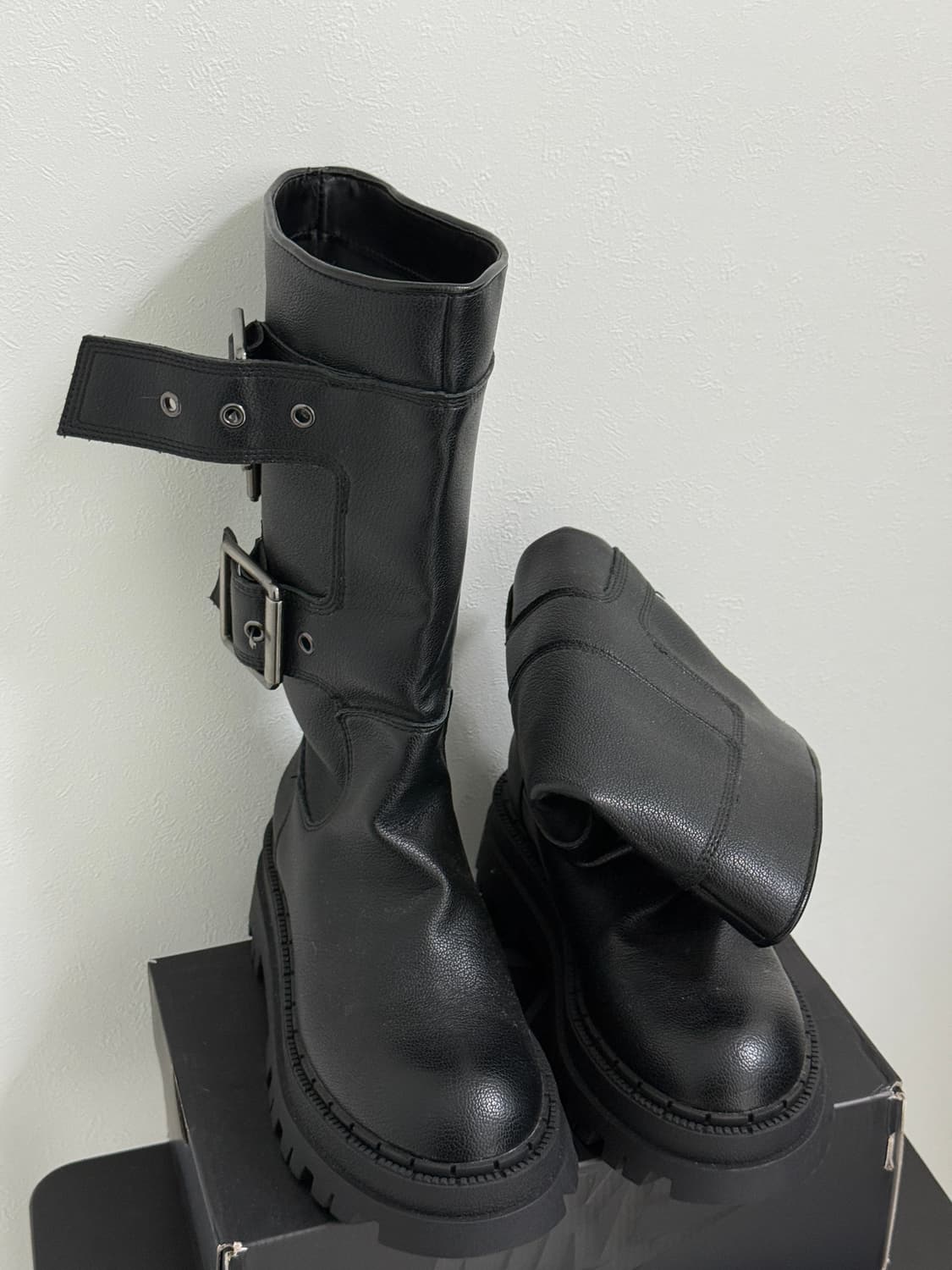 자라 가죽 부츠 상품이미지1