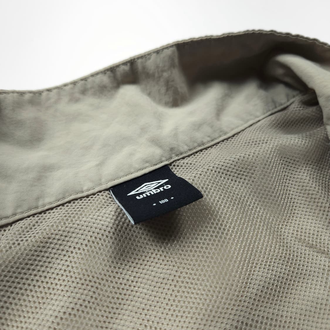 엄브로 빅고로 배색 우븐 트랙 자켓 (L) 상품이미지8