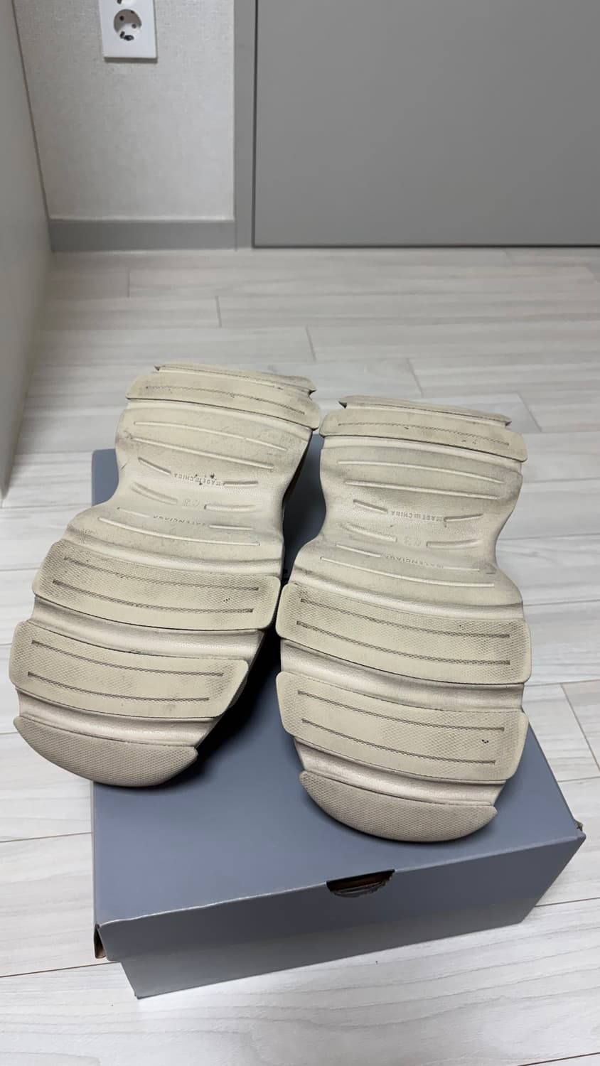 [43] 발렌시아가 HD 레이스업 스니커즈 누드컬러 (타우페) 상품이미지5