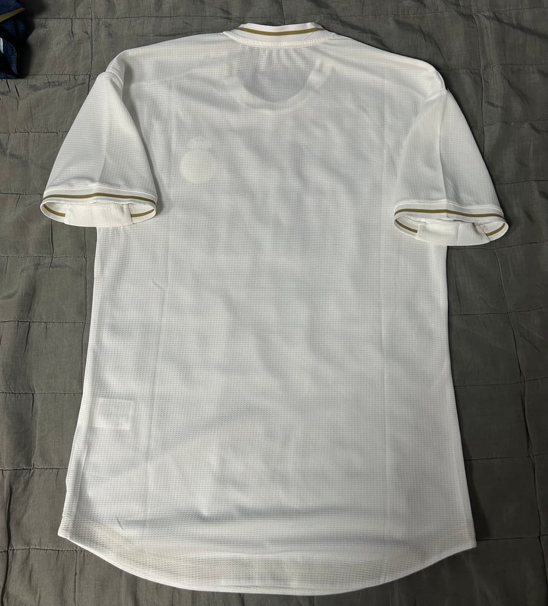 19/20 레알 마드리드 홈 어센틱 유니폼 상품이미지3