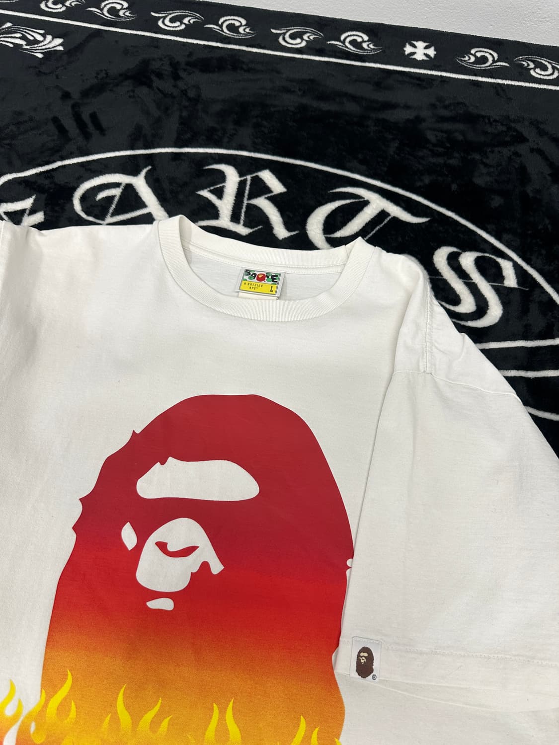 BAPE 베이프 플레임 사루 헤드 반팔 )L 상품이미지2