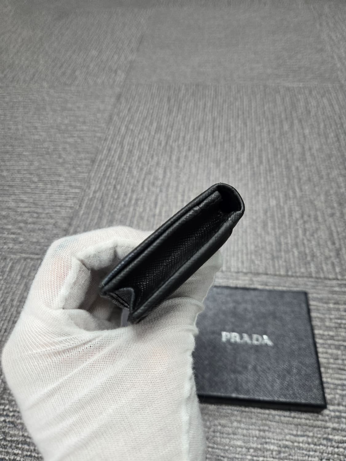 [정품][특가] 프라다 사피아노 반지갑 상품이미지4