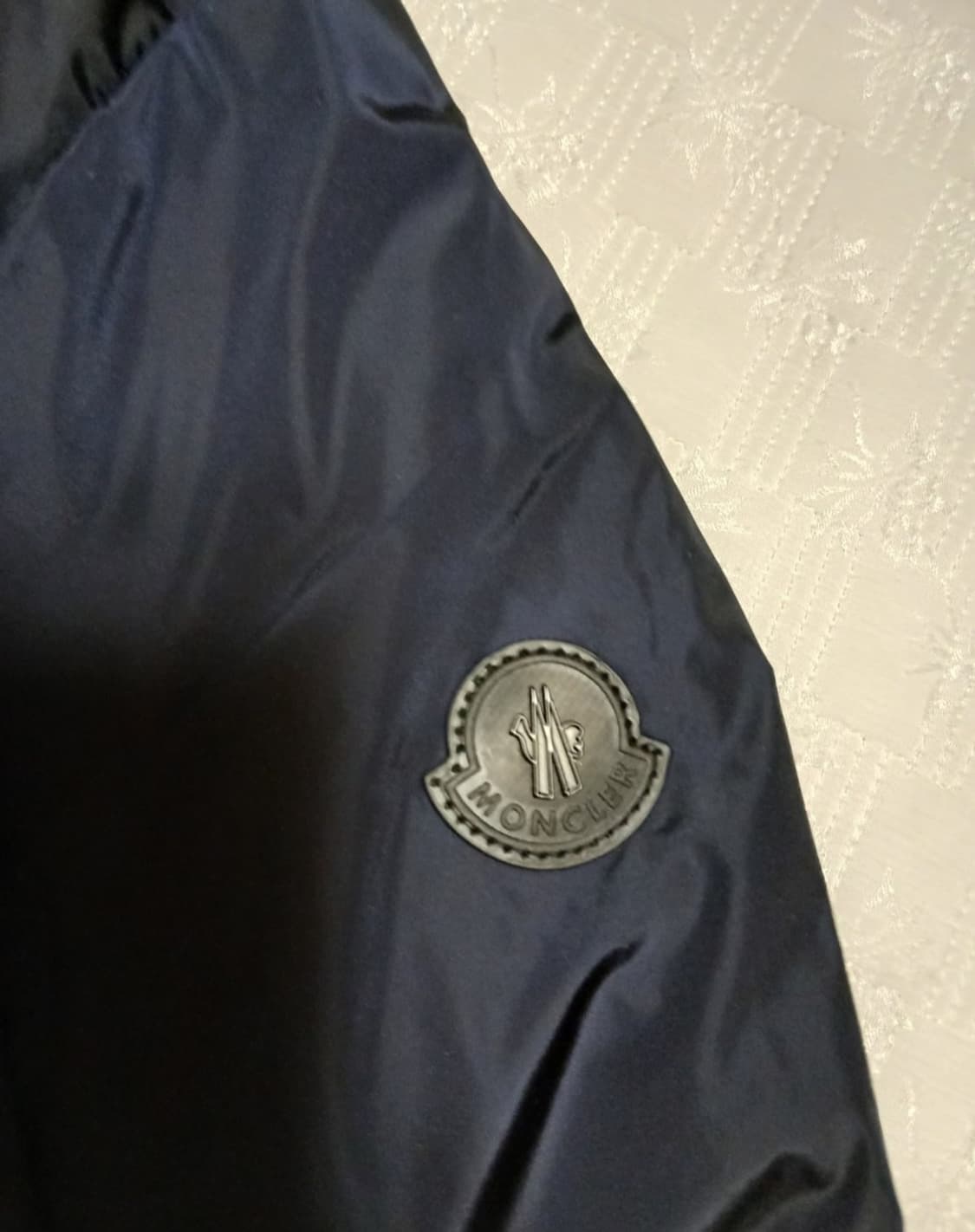 몽클레어 네이비 바람막이(새상품 컨디션) 상품이미지4