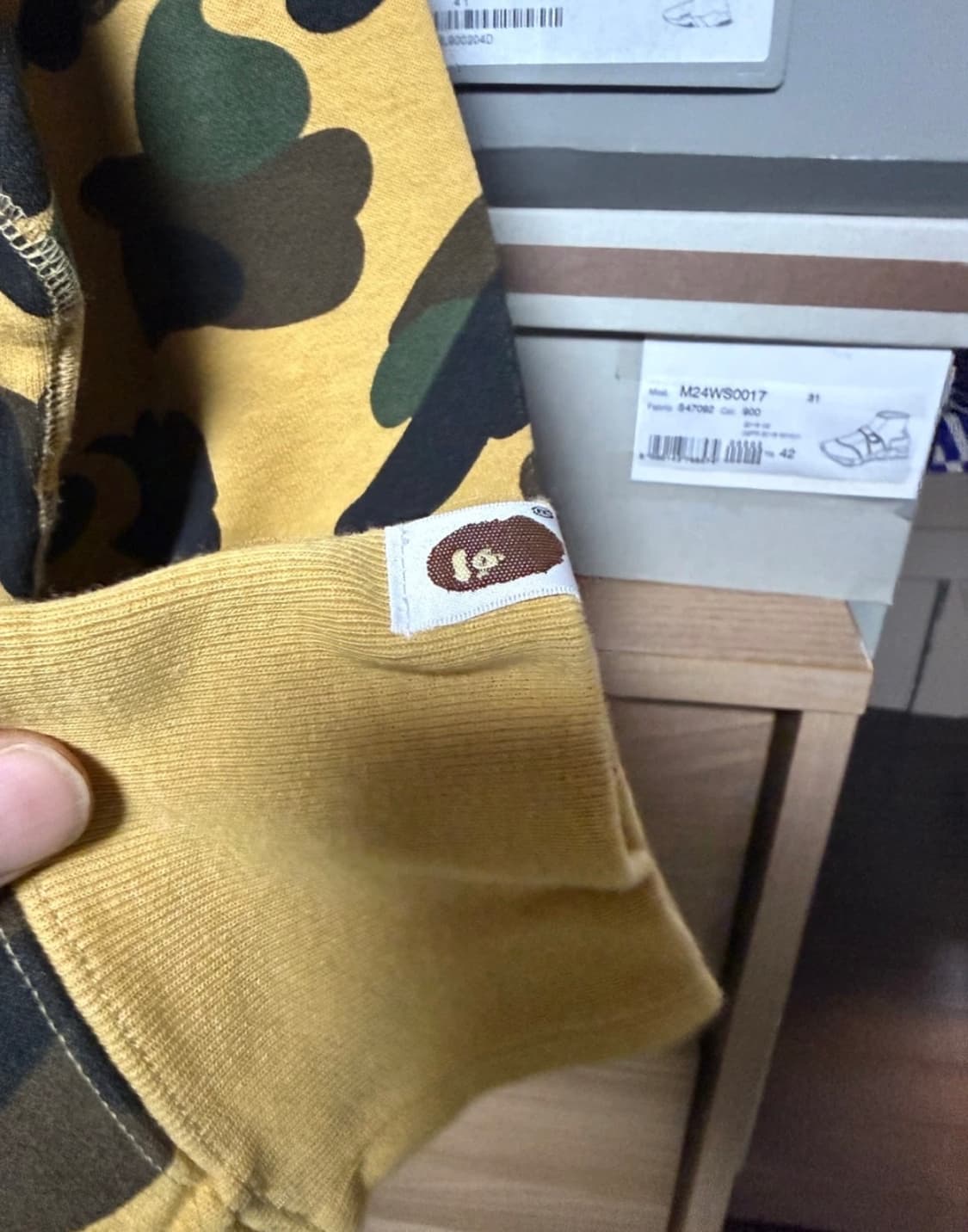 베이프 샤크 맨투맨 상품이미지4