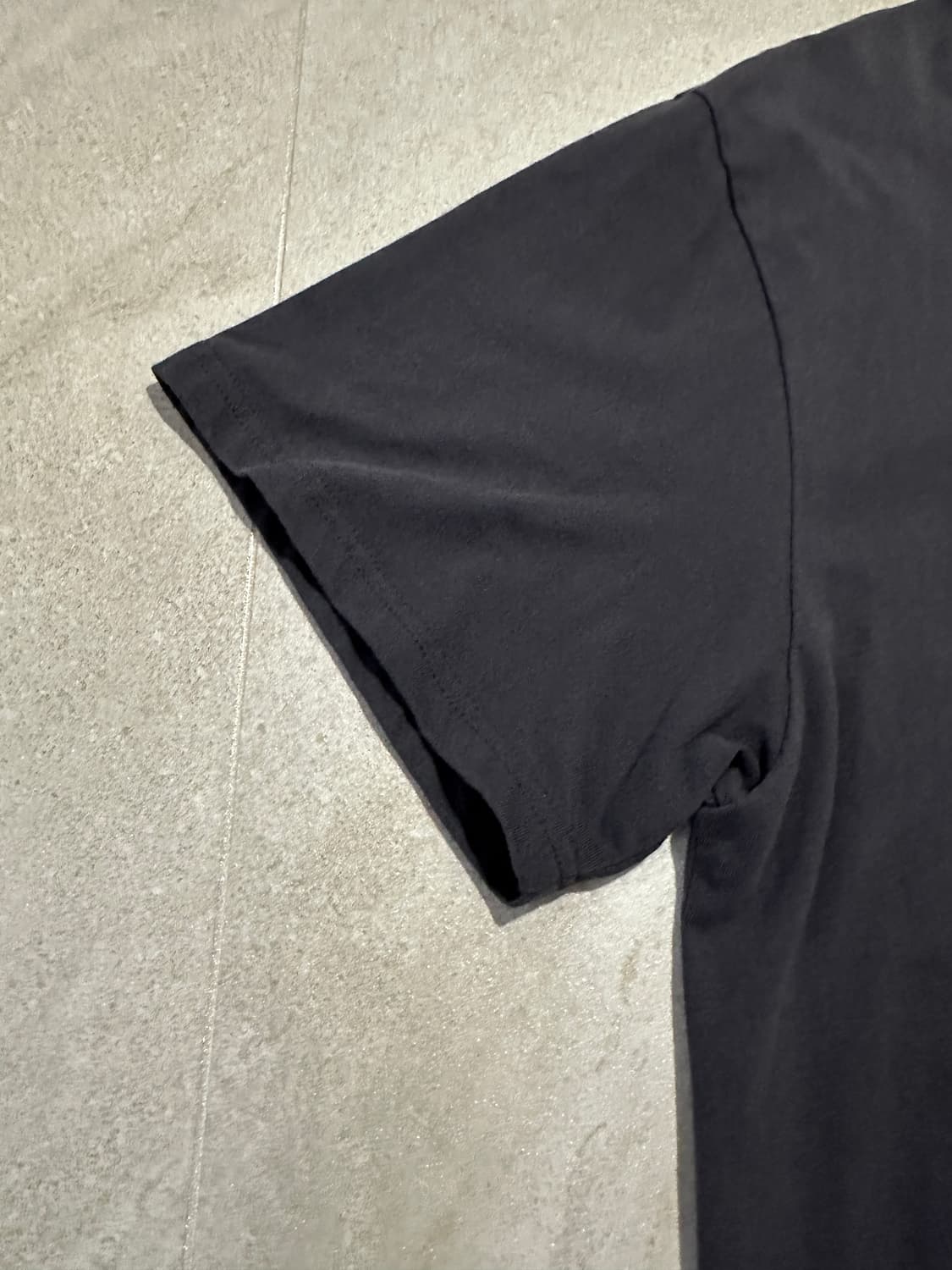 테켓 our words 반팔 티셔츠 챠콜 L 상품이미지4