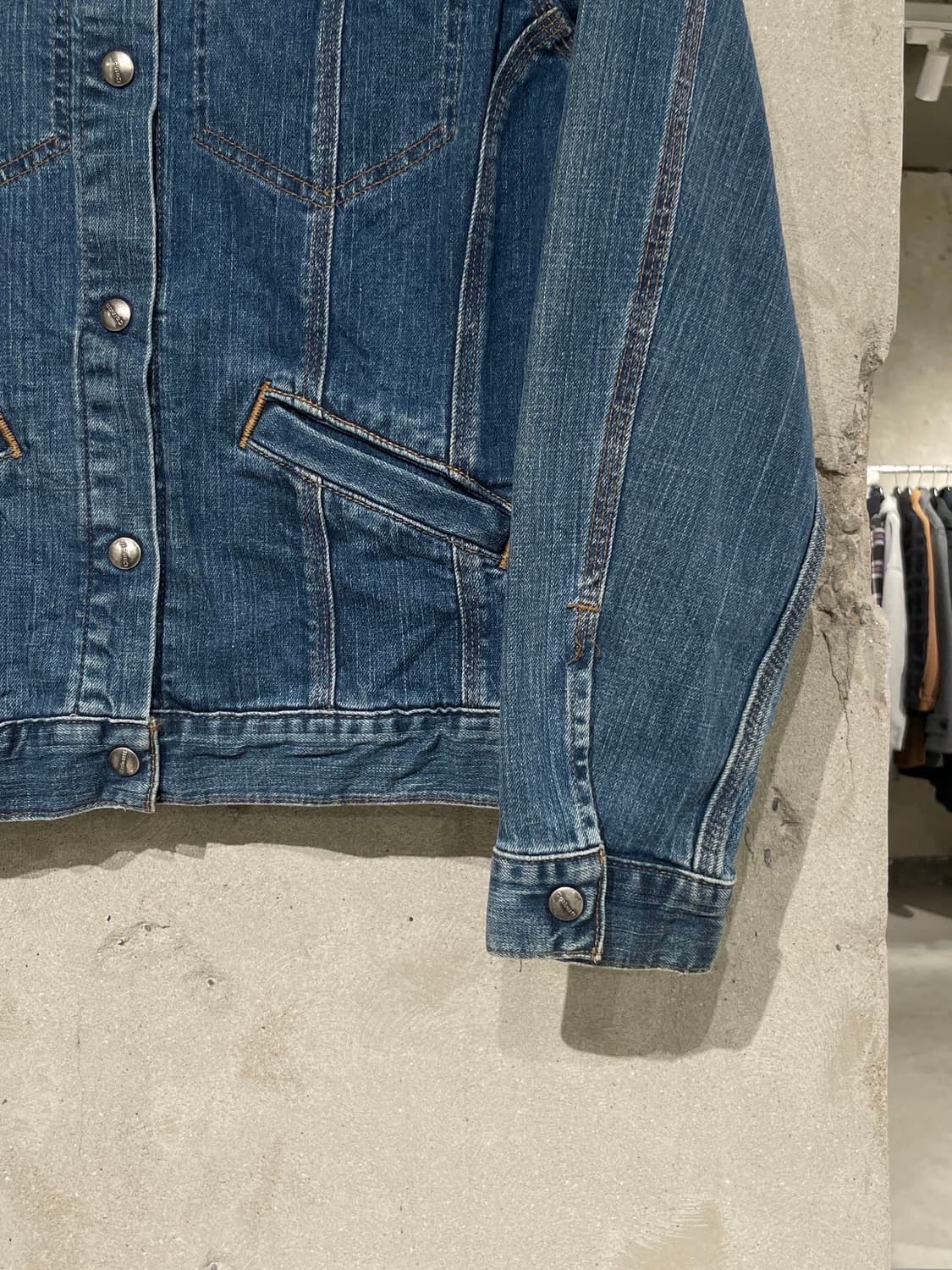 칼하트 우먼 WJ001 진청 스냅 버튼 데님 자켓 상품이미지5